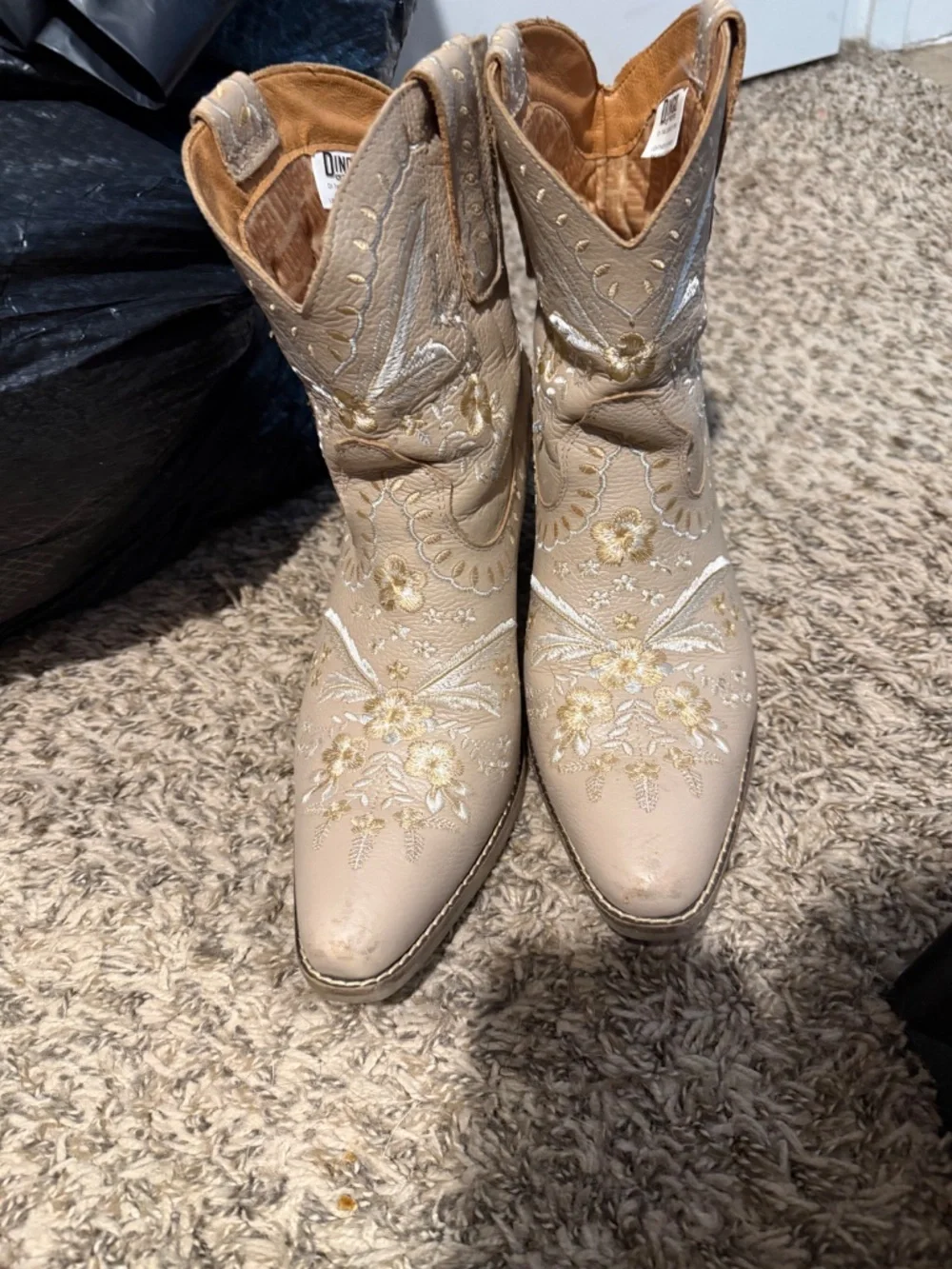 Dingo Ankle Boots
